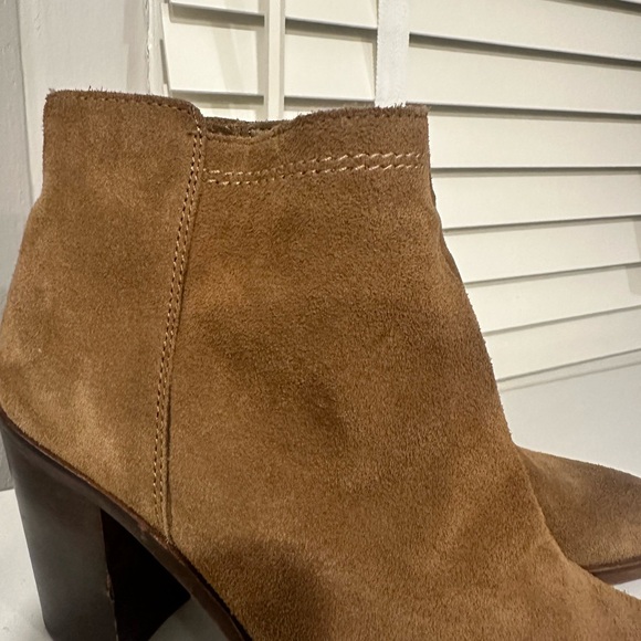 Dolce Vita suede boots - Picture 6 of 6